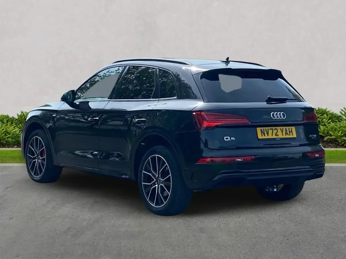 Used Audi Q5 Advanced 204 HP (150 kW) 2022 Black SUV