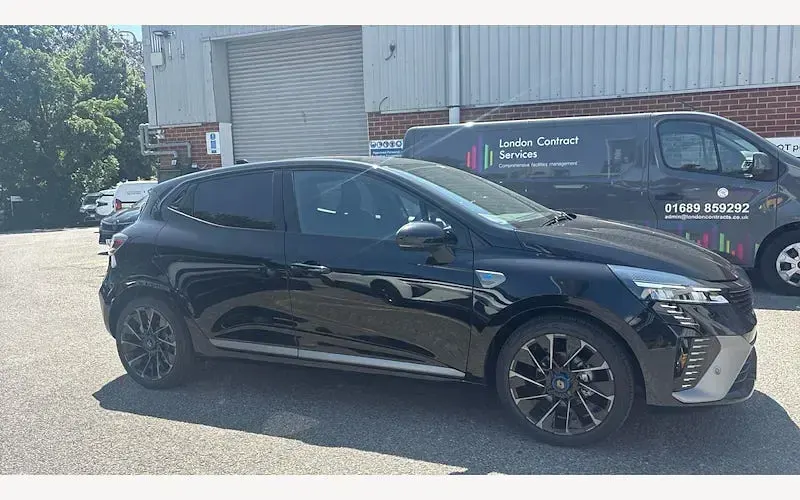 New Renault Clio Techno Esprit Alpine 90 HP (66 kW) 2026 Metallic  diamond black  Hatchback