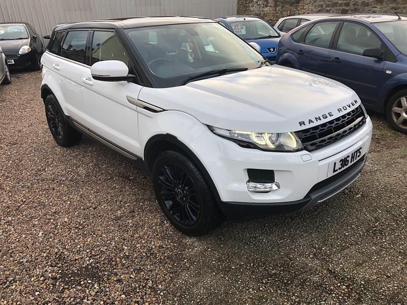 Begagnad Land Rover Range Rover evoque Prestige 190 HK (139 kW) 2011 Vit SUV