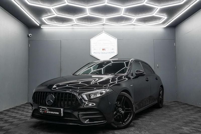 Used Mercedes A180 Executive 136 HP (100 kW) 2022 Black Hatchback