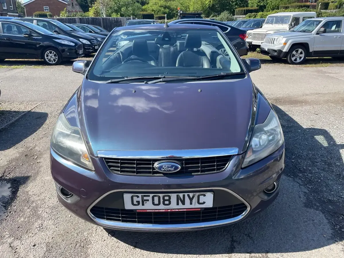 Used Ford Focus Cabriolet Convertible 2008 Mauve/purple Cabriolet