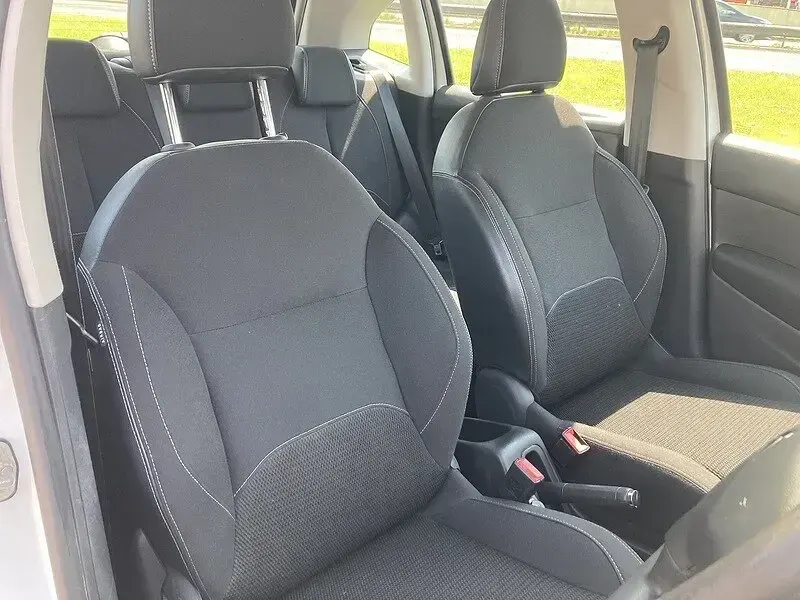 Used Citroën C3 SELECTION 2013 White Hatchback