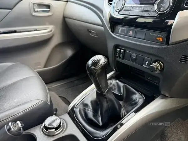 Used Mitsubishi L200 Warrior 181 HP (133 kW) 2019 Black Pickup