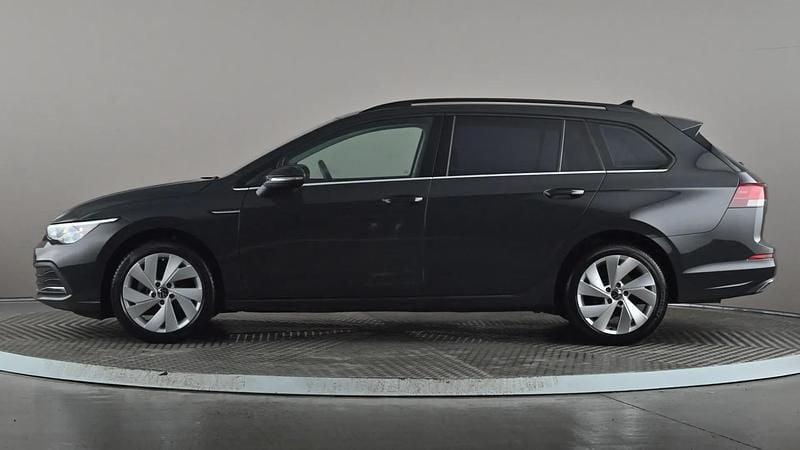 Used VW Golf VIII Style 130 HP (95 kW) 2021 Grey Estate