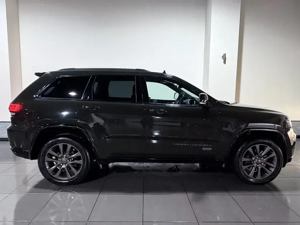 Used Jeep Grand Cherokee 247 HP (181 kW) 2016 Green SUV