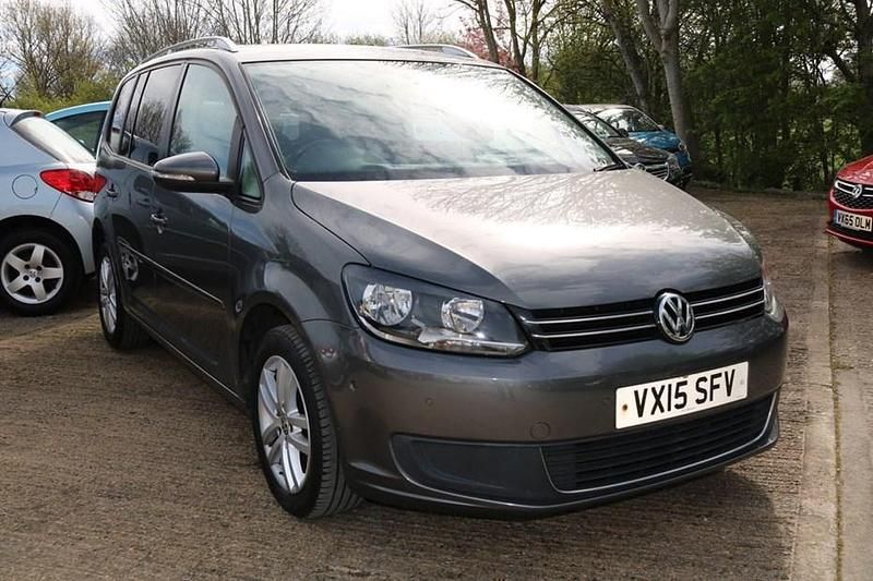 Used VW Touran SE 105 HP (77 kW) 2015 Grey MPV