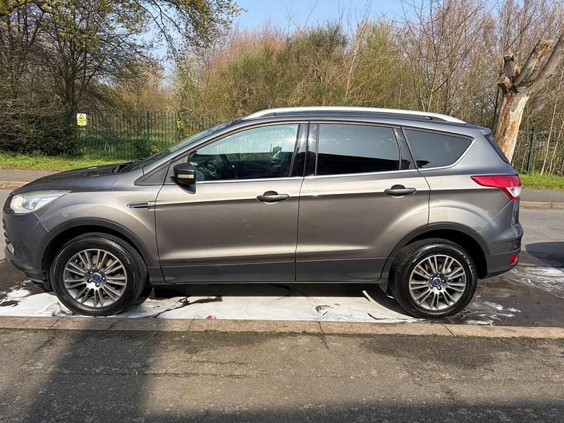 Used Ford Kuga Titanium 163 HP (119 kW) 2014 Grey SUV