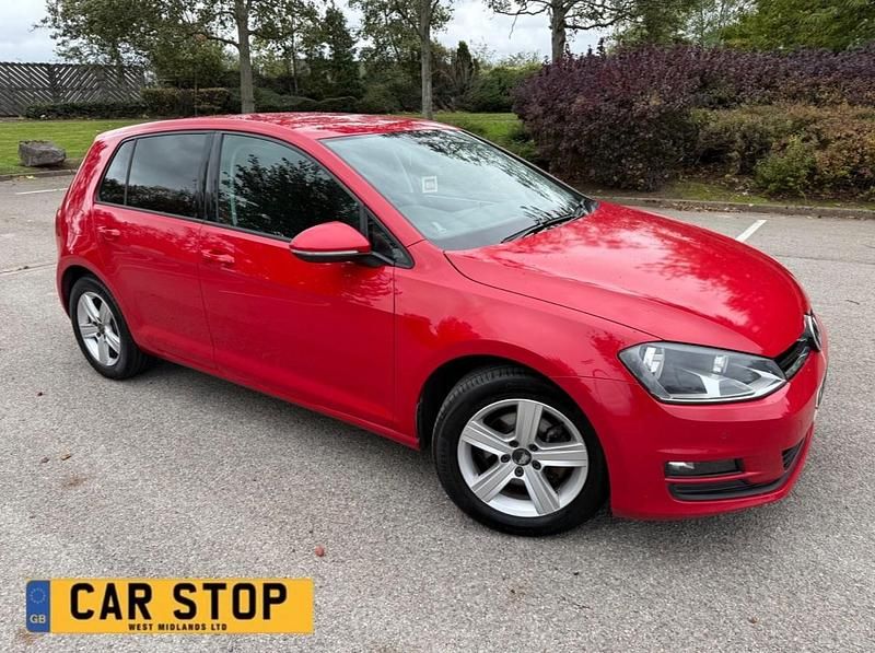 Red Used 2015 VW Golf VII Match Hatchback | £4,990 (Good price) - Image 1/4