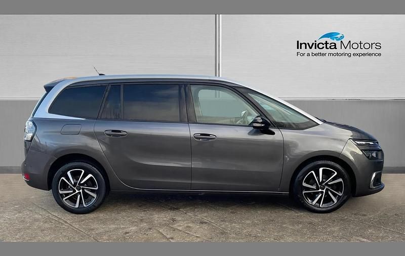 Used Citroën C4 SpaceTourer PureTech 131 HP (96 kW) 2022 Grey MPV