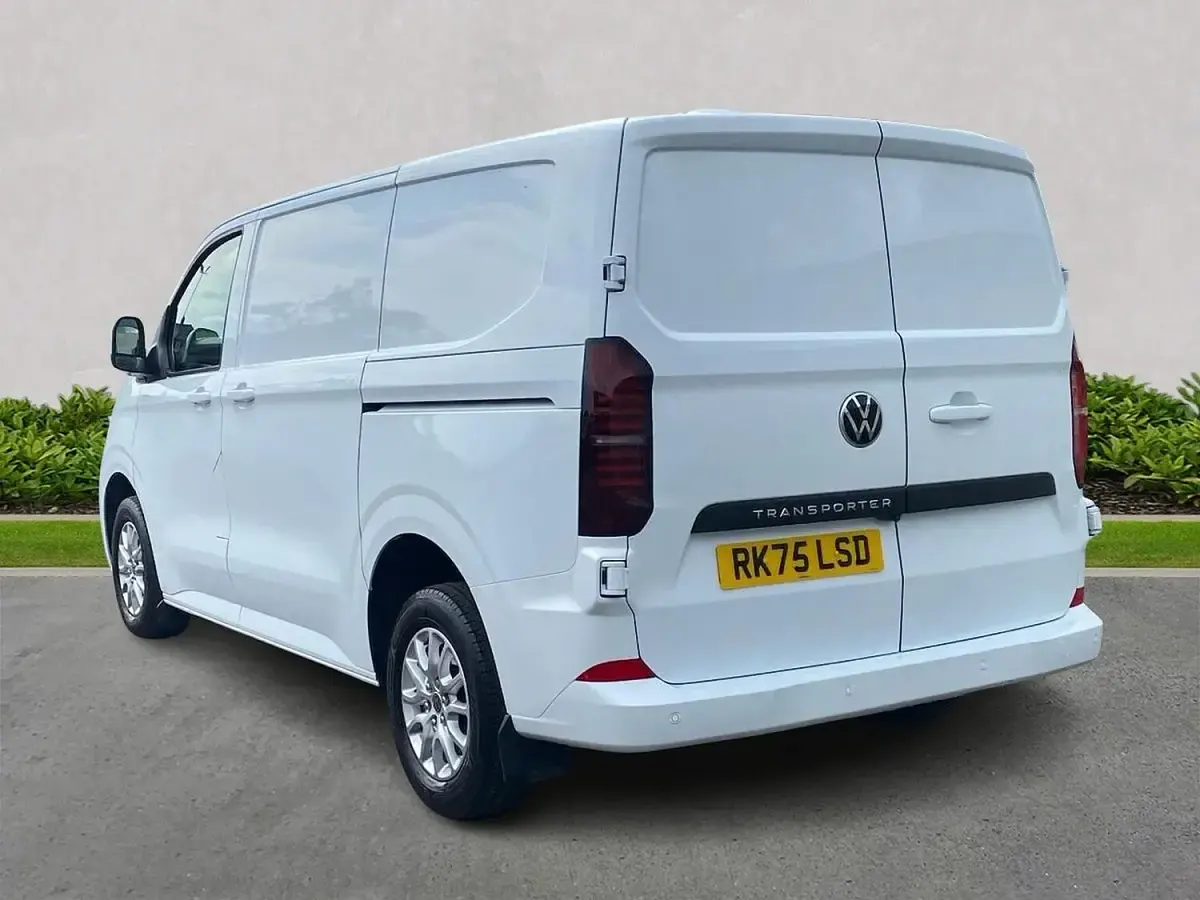 Used VW T7 S 150 HP (110 kW) 2025 White Van