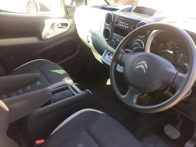 Used Citroën Berlingo XTR 91 HP (66 kW) 2014 Blue MPV