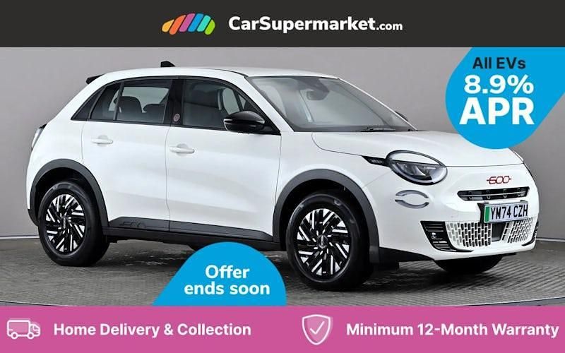 Used 2024 Fiat 600E Red Hatchback | £20,397 (Super price) - Image 1/3