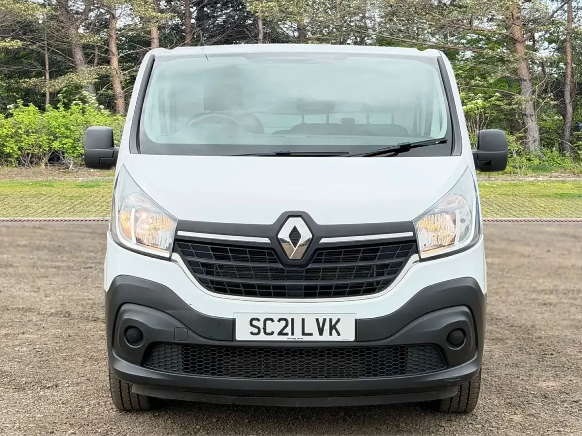 Used Renault Trafic Business 2021 White MPV