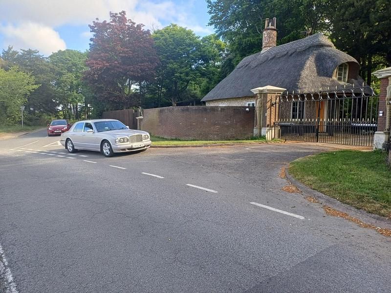 Used Bentley Arnage 451 HP (331 kW) 2002 Silver Sedan