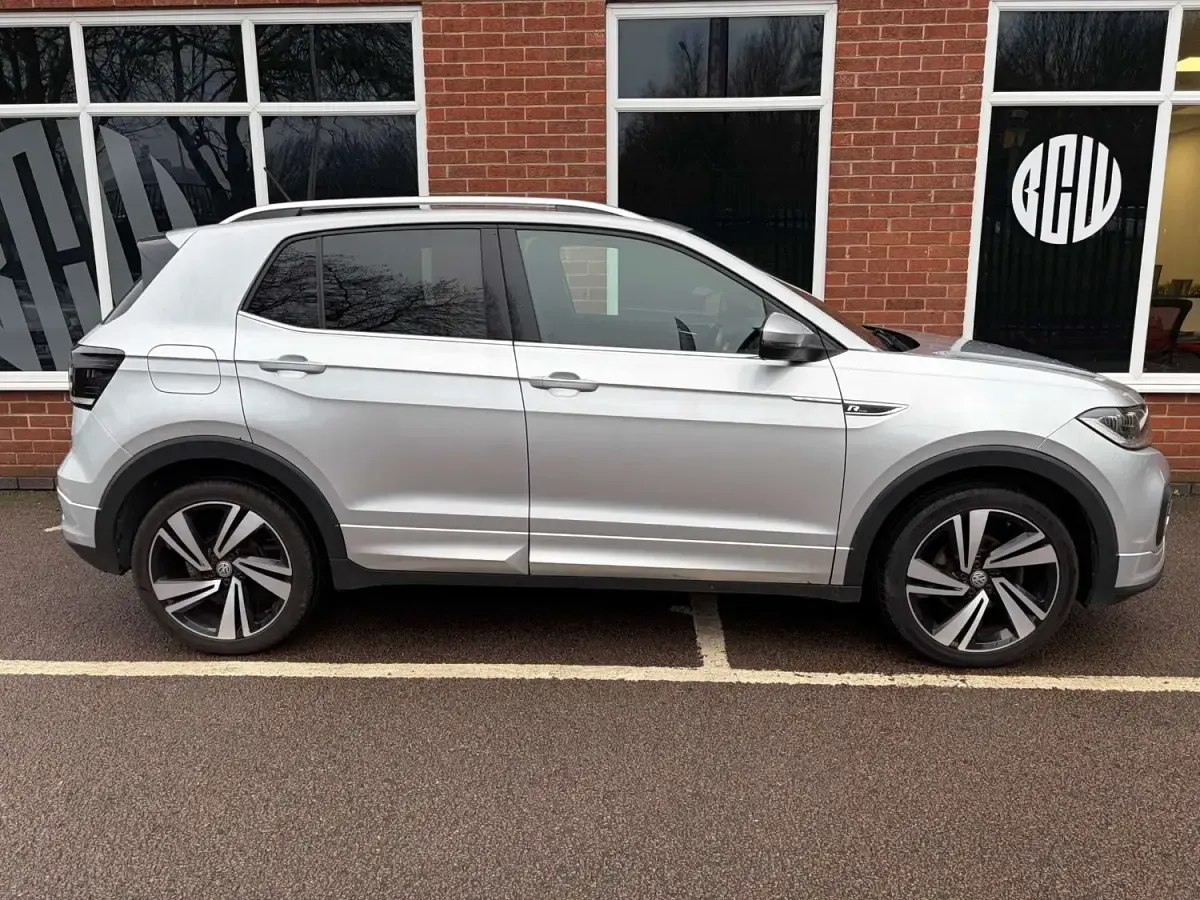 Używany VW T-Cross R-line 115 KM (84 kW) 2020 Srebrny SUV