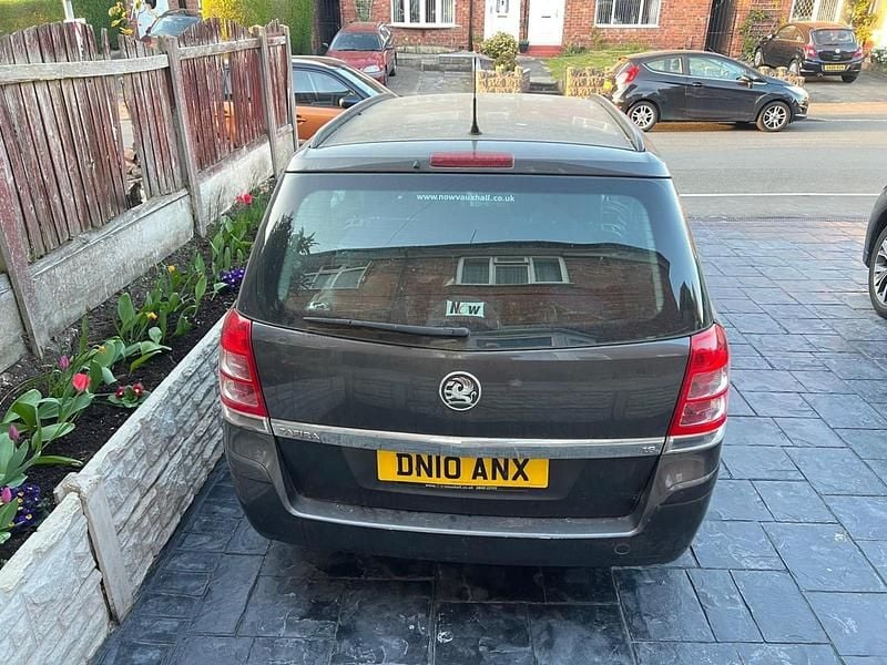 Used Vauxhall Zafira 115 HP (84 kW) 2010 Grey MPV