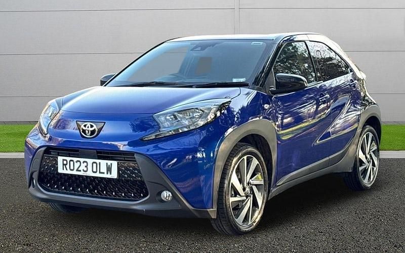 Usado Toyota Aygo X 72 HP (52 kW) 2025 SUV