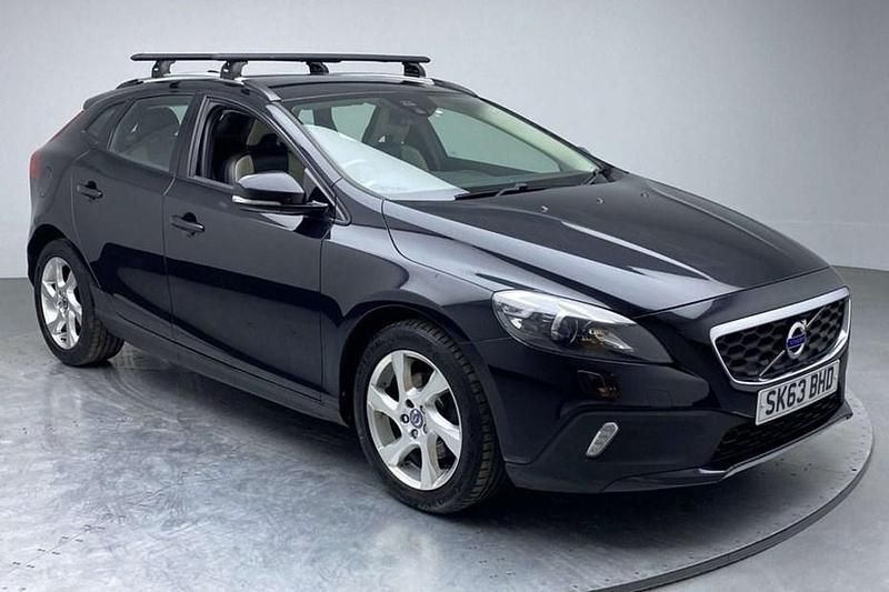 Black Used 2013 Volvo V40 CC Estate | £4,749 (Fair price) - Image 1/1