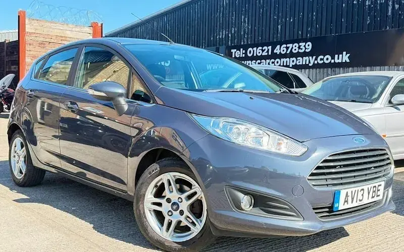 Used Ford Fiesta Zetec 75 HP (55 kW) 2017 Hatchback