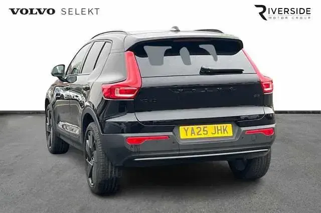 Used Volvo XC40 Plus 163 HP (119 kW) 2025 Onyx black SUV