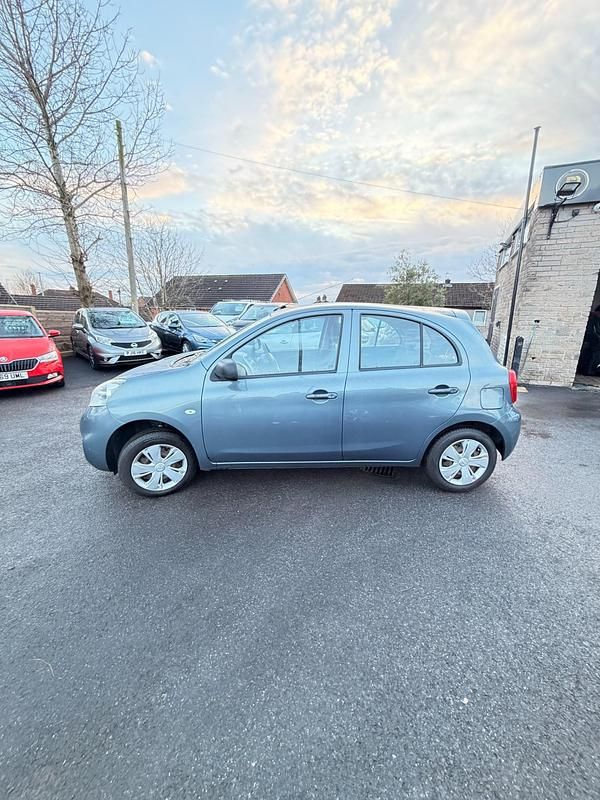 Begagnad Nissan Micra Visia 2015 Grå Halvkombi