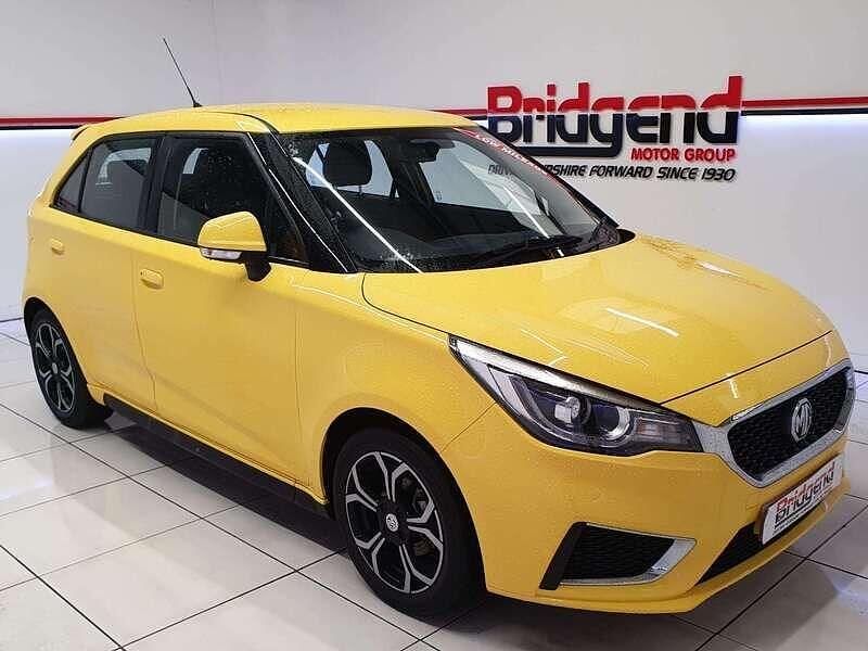 Used MG MG3 Exclusive 106 HP (77 kW) 2022 Yellow Hatchback