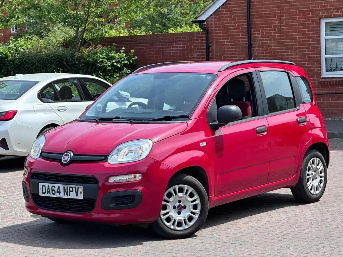 Used Fiat Panda Easy 69 HP (50 kW) 2014 Red Hatchback