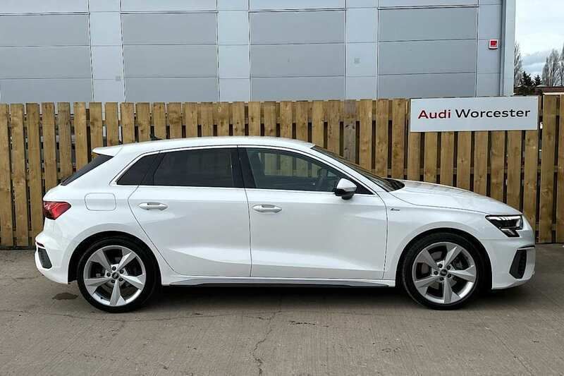 Used Audi A3 S-Line 148 HP (108 kW) 2021 White Hatchback