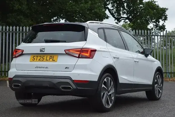 Used Seat Arona FR Sport 2025 White SUV
