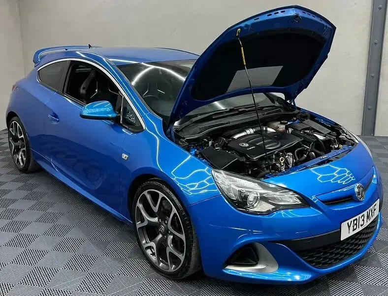 Used Vauxhall Astra 2013 Blue Coupe