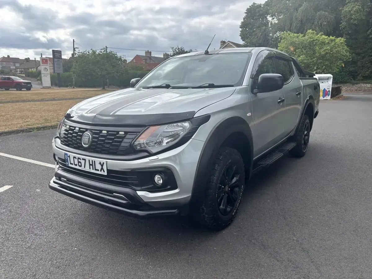 Used Fiat Fullback Cross 180 HP (132 kW) 2017 Grey Pickup