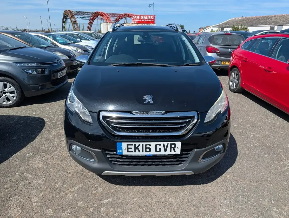 Used Peugeot 2008 120 HP (88 kW) 2016 Black SUV