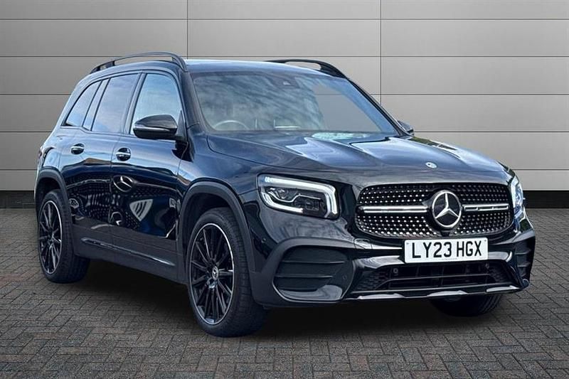 Used Mercedes GLB200 AMG Line Premium Plus 163 HP (119 kW) 2023 Cosmos black SUV