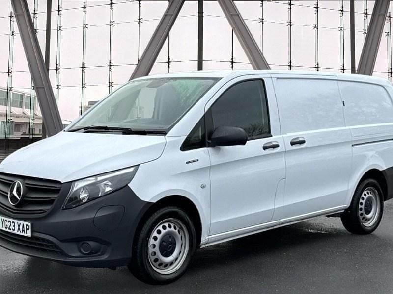 Used Mercedes e-Vito Progressive 85 kW (116 HP) 2023 White MPV
