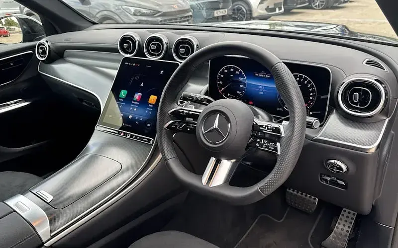 Used Mercedes GLC300 Urban 313 HP (230 kW) 2026 Grey SUV