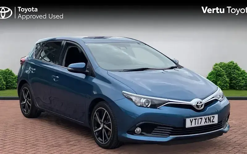 Used Toyota Auris Design 116 HP (85 kW) 2017 Hatchback