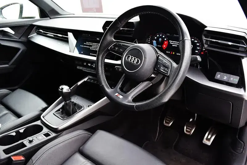Used Audi A3 Sportback S-Line 110 HP (80 kW) 2023 White Hatchback