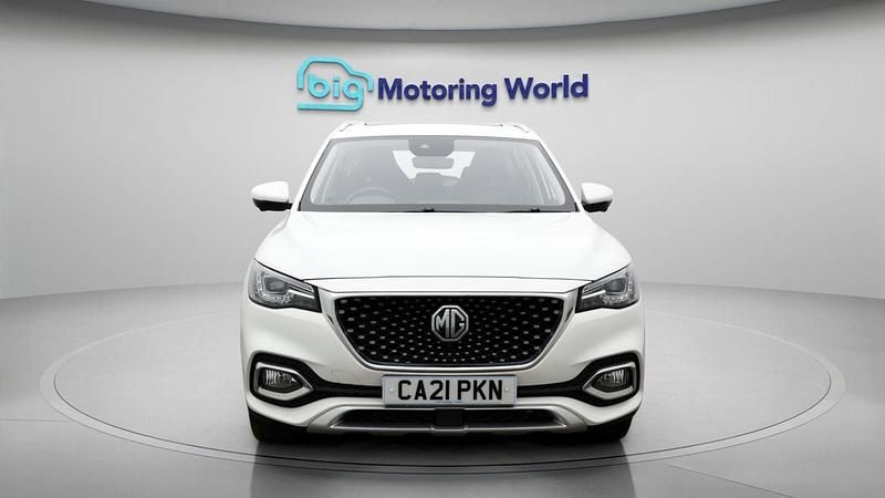 Used MG HS Exclusive 255 HP (187 kW) 2021 White SUV