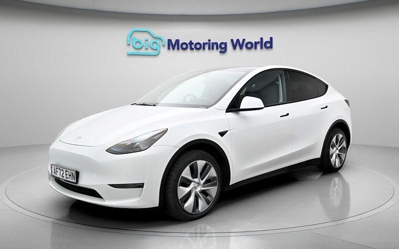 Usado Tesla Model Y Long Range AWD 286 kW (389 HP) 2025 SUV