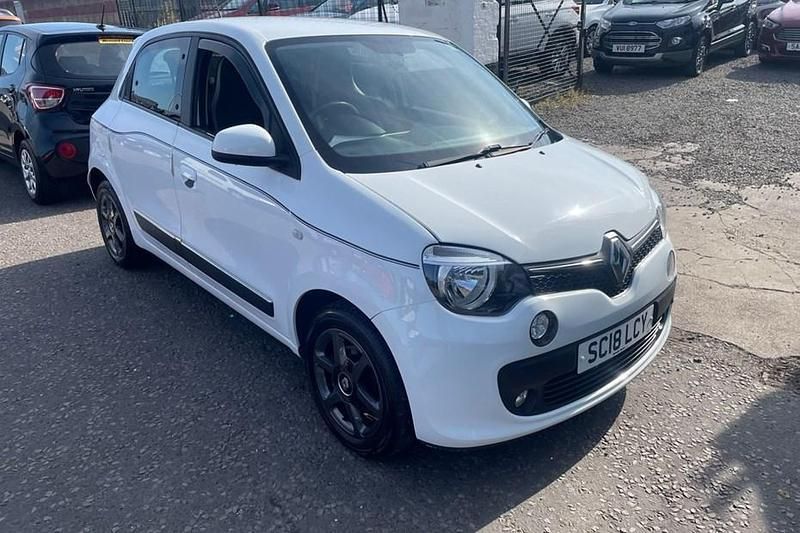 White Used 2018 Renault Twingo Dynamique Hatchback | £4,995 (Fair price) - Image 1/1
