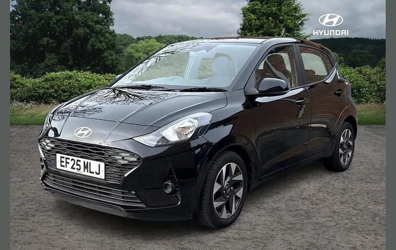 Used Hyundai i10 Advanced 62 HP (45 kW) 2025 Black Hatchback