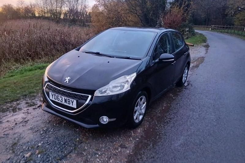 Black Used 2013 Peugeot 208 Active Hatchback | £1,850 (Fair price) - Image 1/1