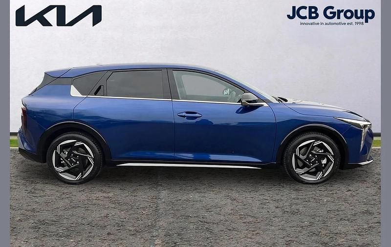 New Kia K4 GT-Line 147 HP (108 kW) 2026 Blue Hatchback