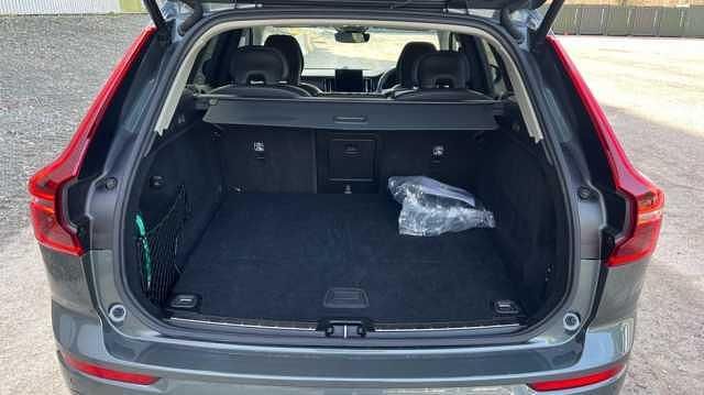 Used Volvo XC60 Ultra 449 HP (330 kW) 2025 Green SUV