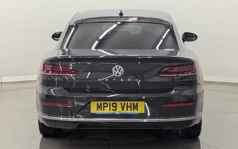 Used VW Arteon Elegance 150 HP (110 kW) 2019 Grey Hatchback