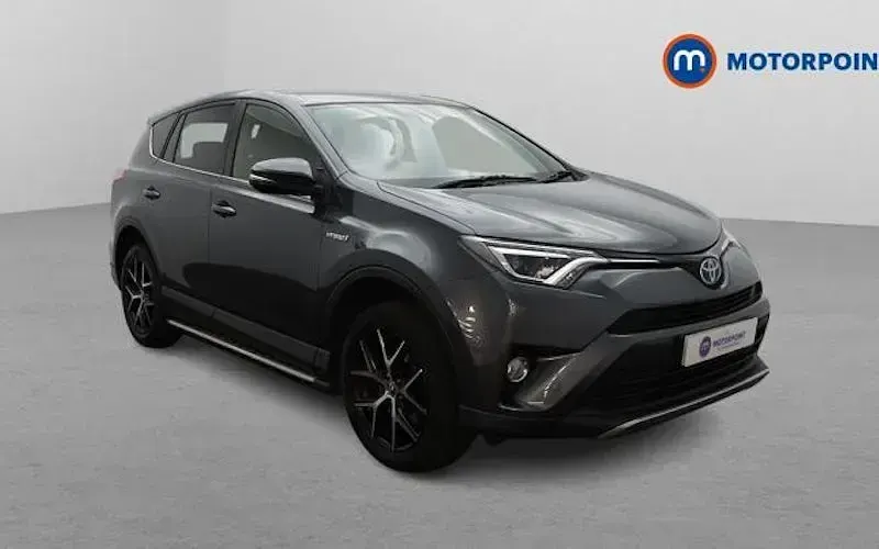 Usado Toyota RAV4 Design 197 HP (144 kW) 2018 SUV