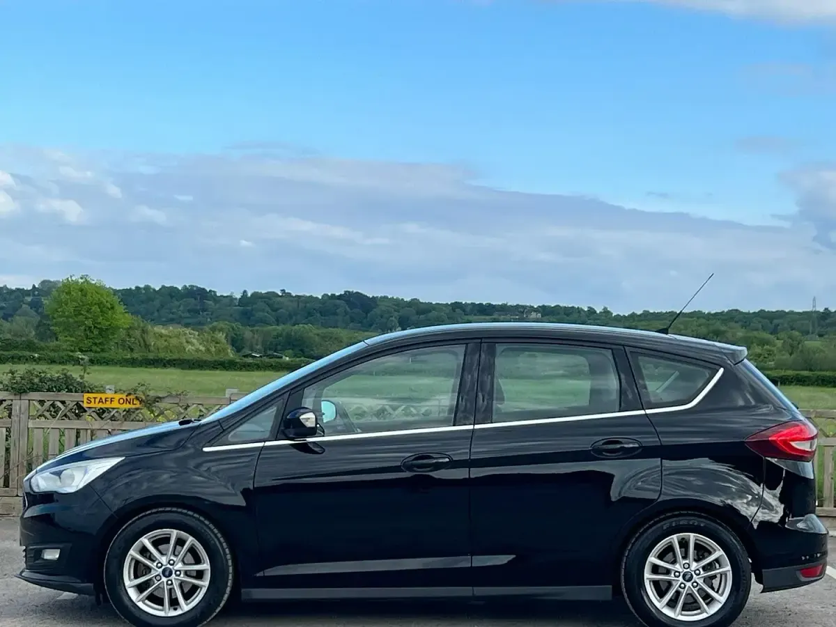 Used Ford C-MAX Zetec 120 HP (88 kW) 2016 Black MPV