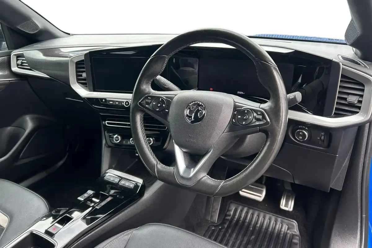 Używany Vauxhall Mokka Ultimate 100 kW (136 KM) 2023 Niebieski SUV