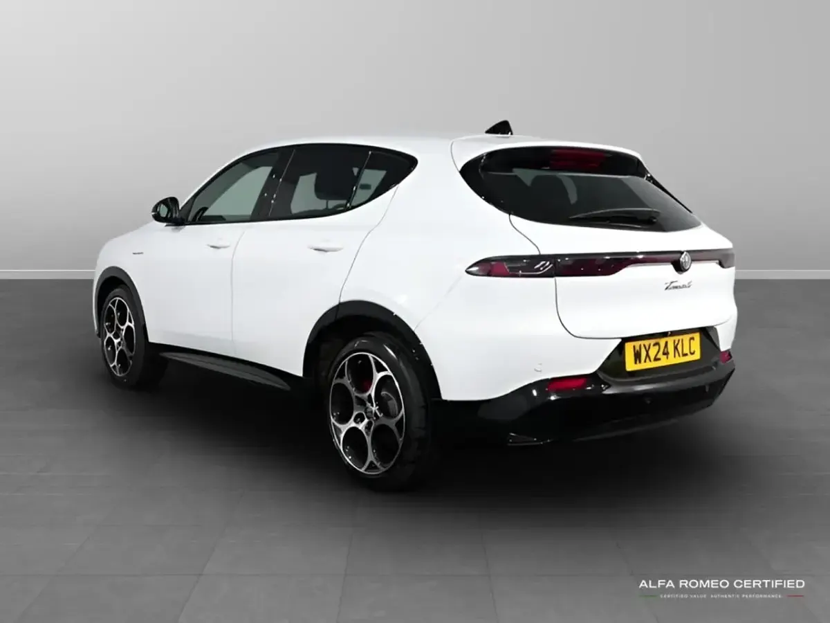 Used Alfa Romeo Tonale Veloce 158 HP (116 kW) 2024 White SUV