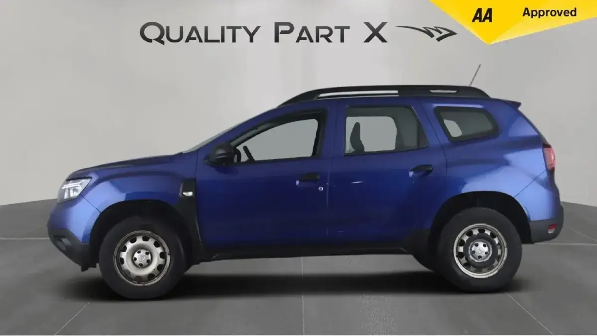 Begagnad Dacia Duster Essentiel 100 HK (73 kW) 2022 Blå SUV